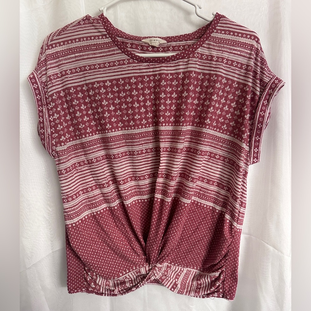 Lucky Brand Red Patterned Front-Knot Top EUC